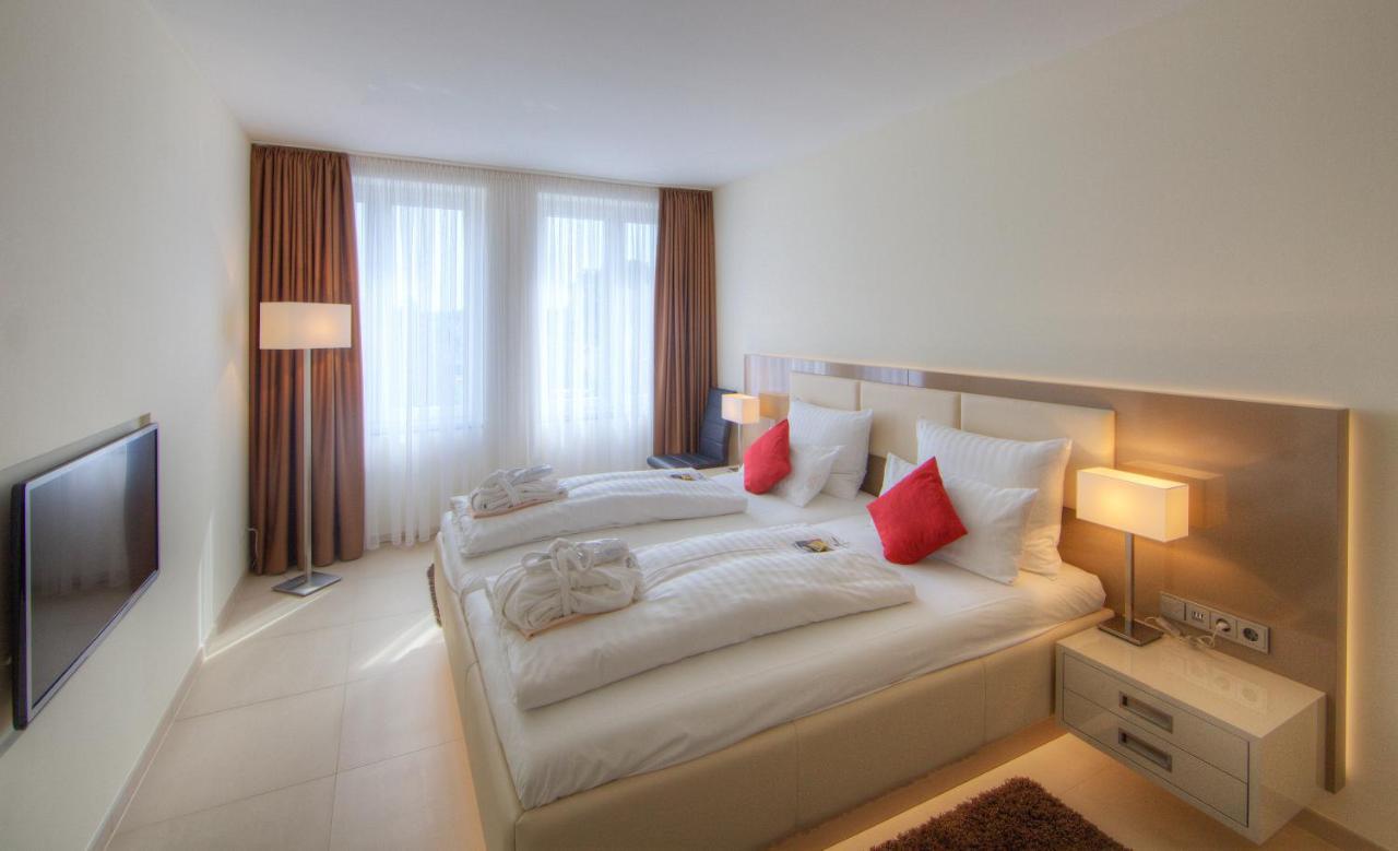 Ferienwohnung Yachtclub Тимендорфер Странд Екстериор снимка